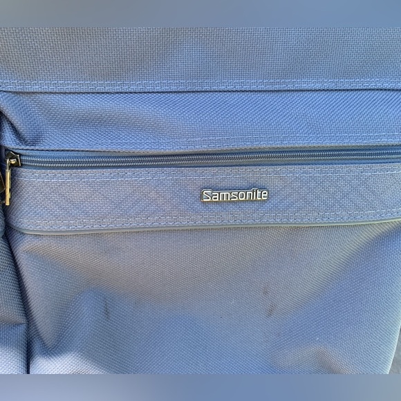 Samsonite Excel Shoulder Weekend Bag Carry On Blue 22x14x7 Handle Shoulder Strap - Picture 6 of 7